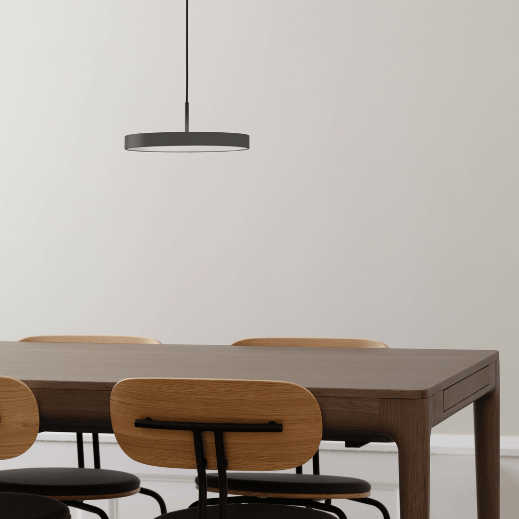 5890